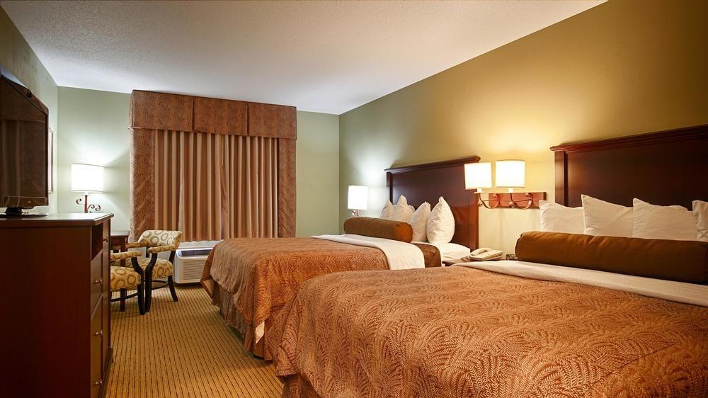 Best Western Plus Concord Inn Мінокуа Екстер'єр фото