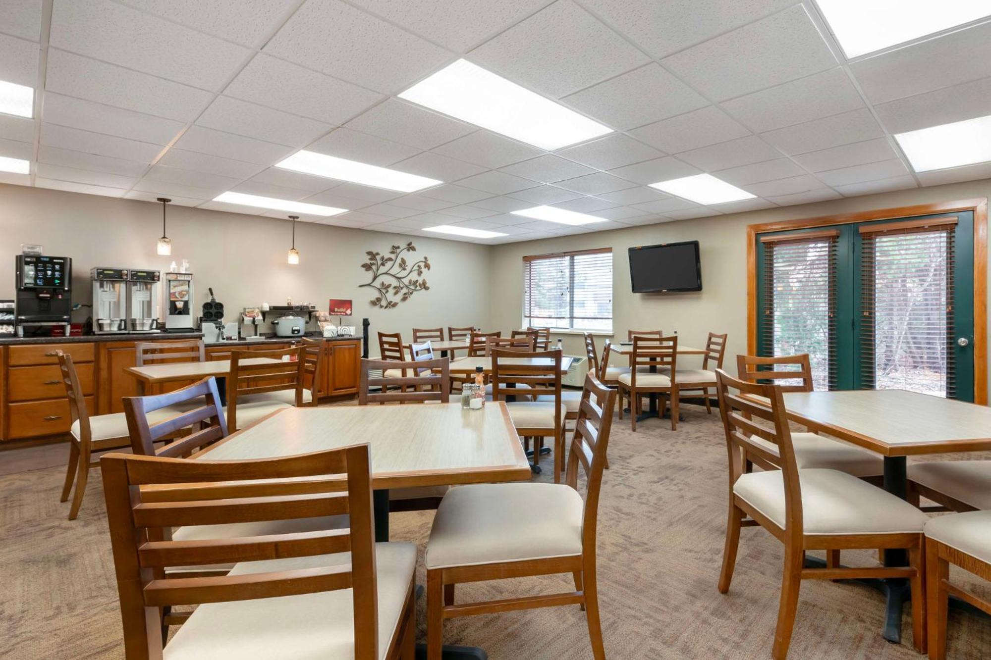 Best Western Plus Concord Inn Мінокуа Екстер'єр фото