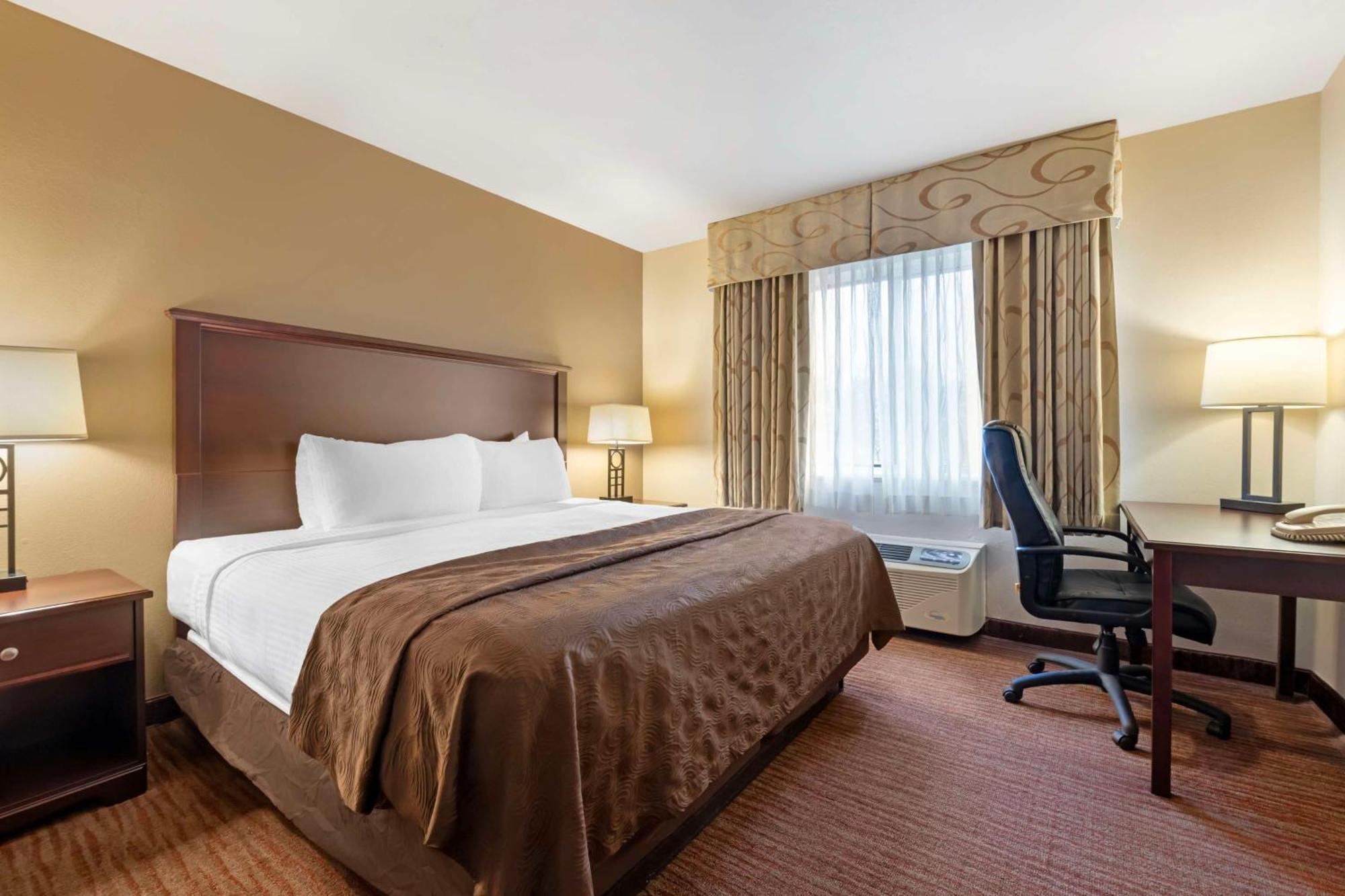 Best Western Plus Concord Inn Мінокуа Екстер'єр фото