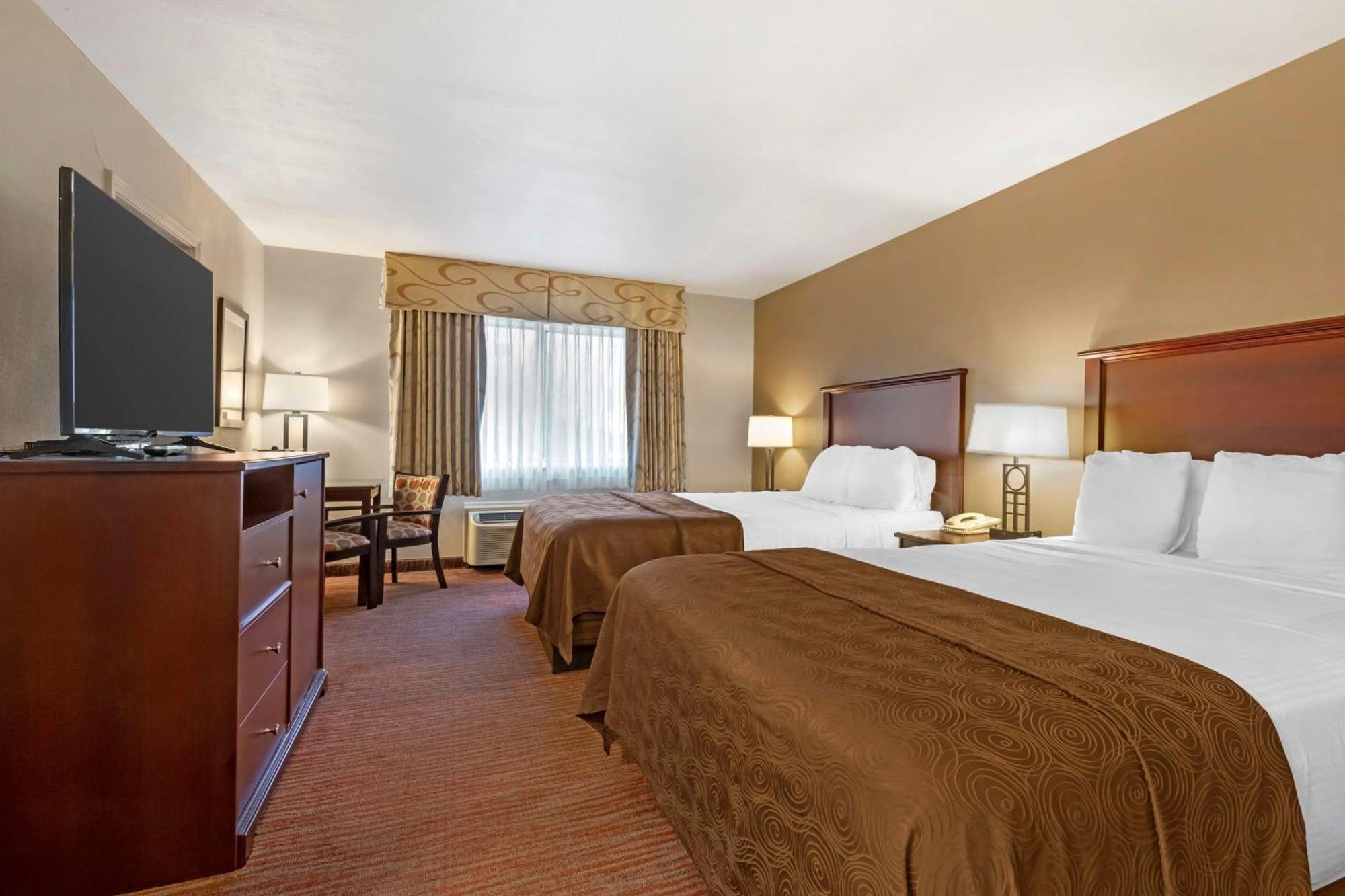 Best Western Plus Concord Inn Мінокуа Екстер'єр фото