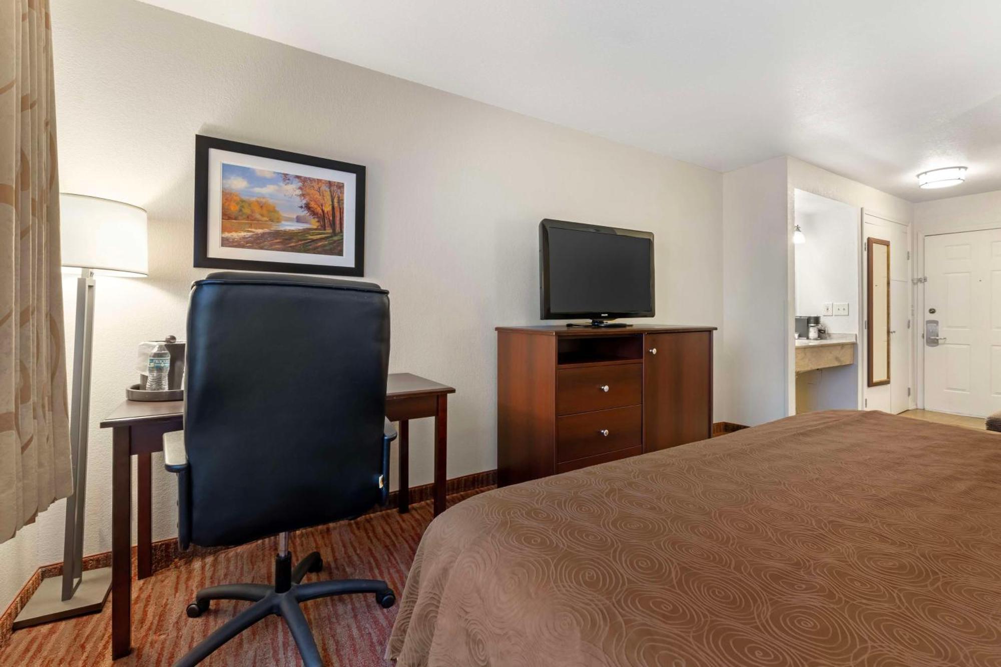 Best Western Plus Concord Inn Мінокуа Екстер'єр фото