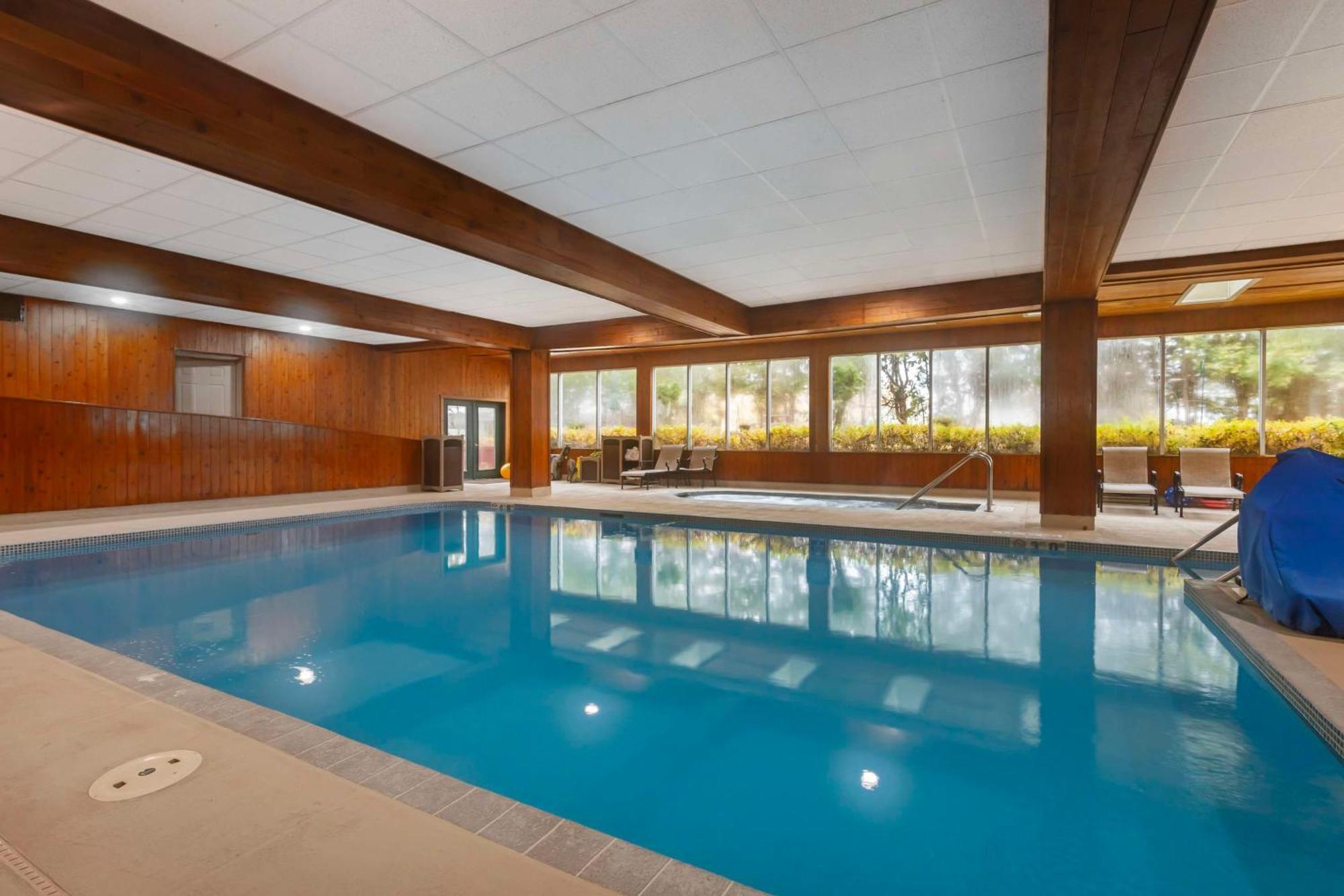 Best Western Plus Concord Inn Мінокуа Екстер'єр фото