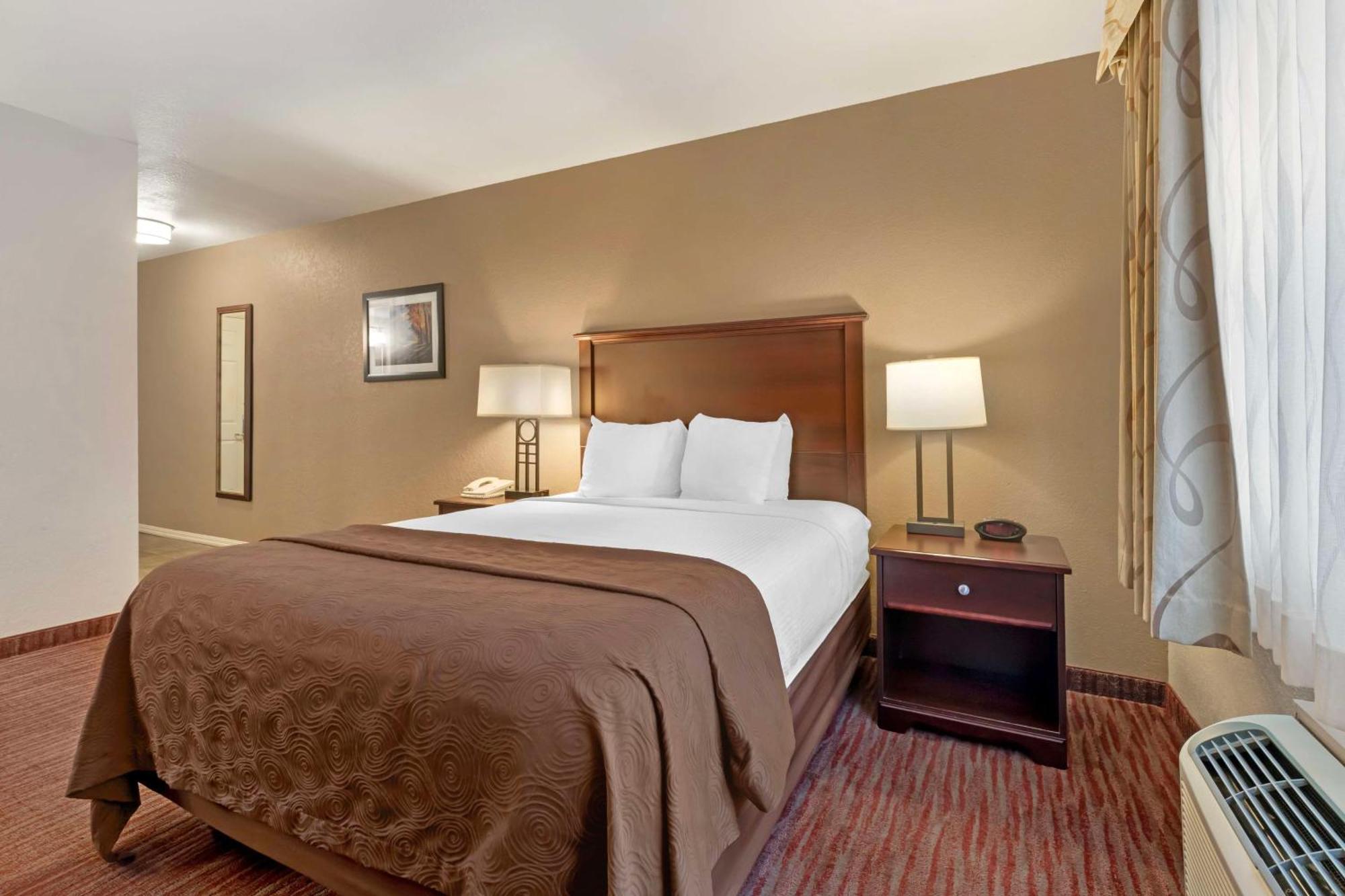 Best Western Plus Concord Inn Мінокуа Екстер'єр фото
