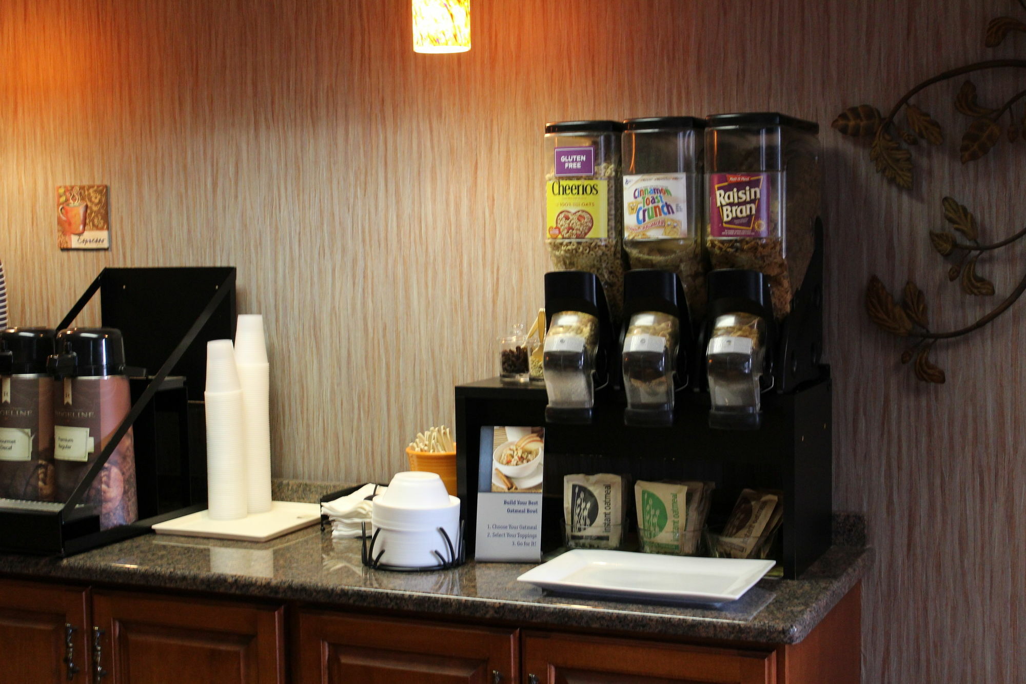 Best Western Plus Concord Inn Мінокуа Екстер'єр фото