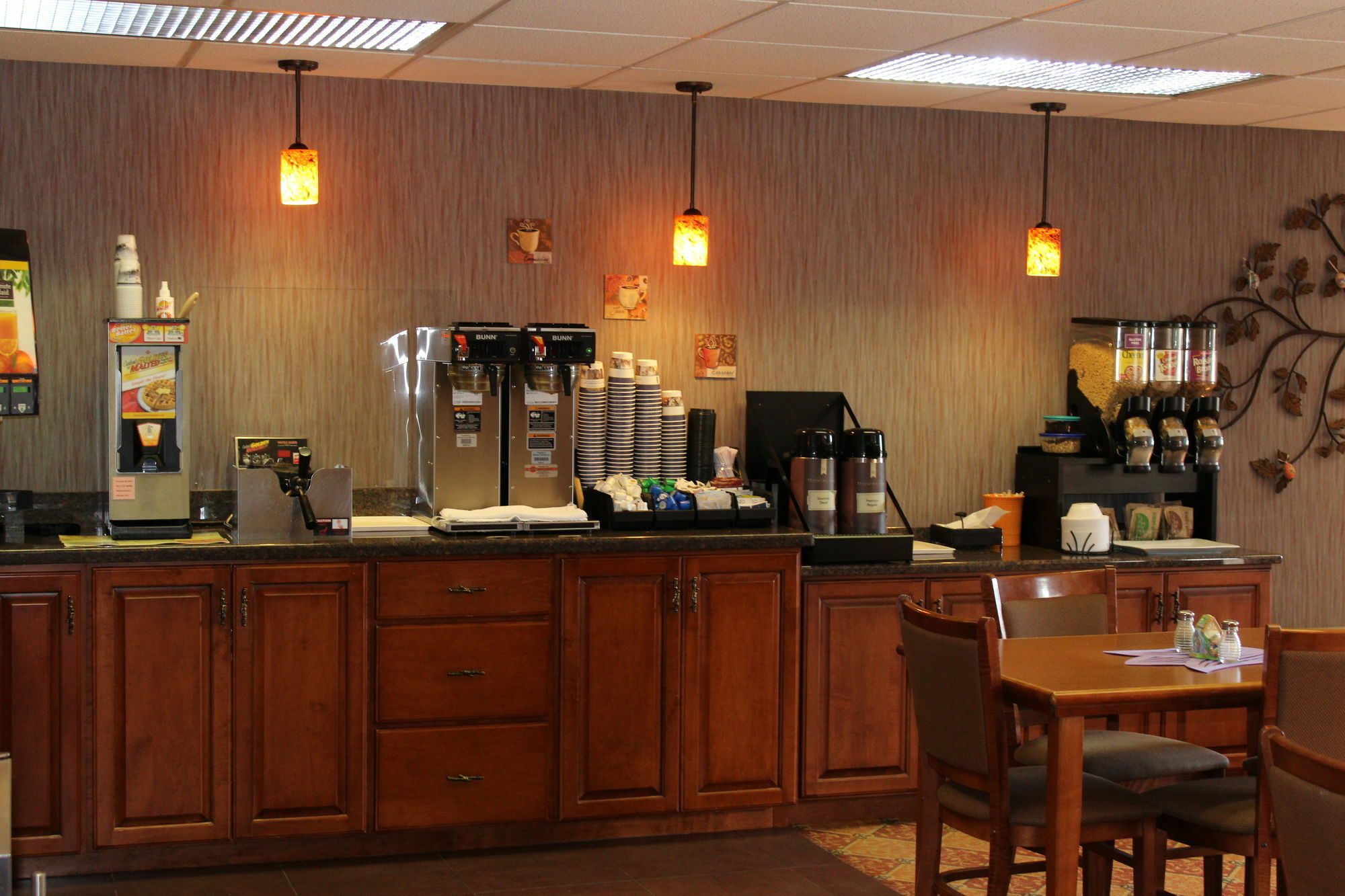 Best Western Plus Concord Inn Мінокуа Екстер'єр фото
