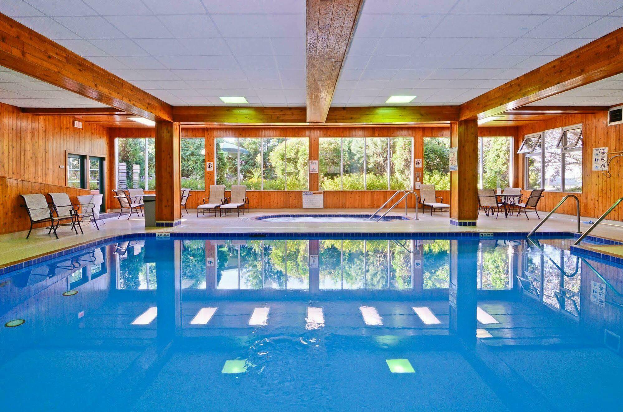 Best Western Plus Concord Inn Мінокуа Екстер'єр фото